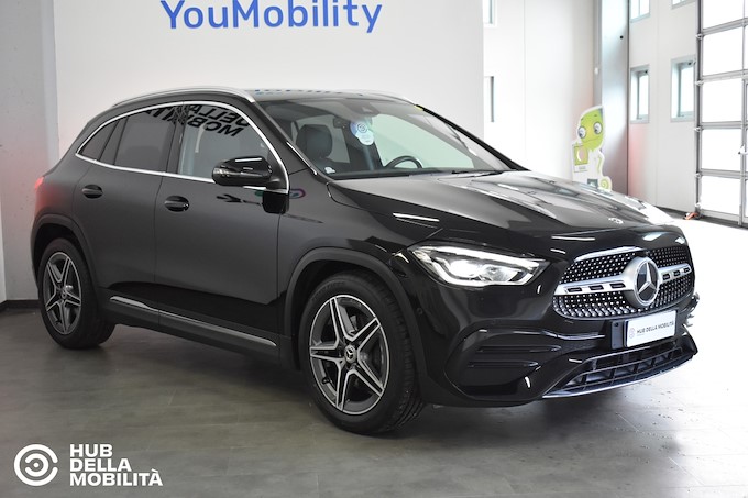 MERCEDES-BENZ GLA 200 d Automatic 4Matic Premium